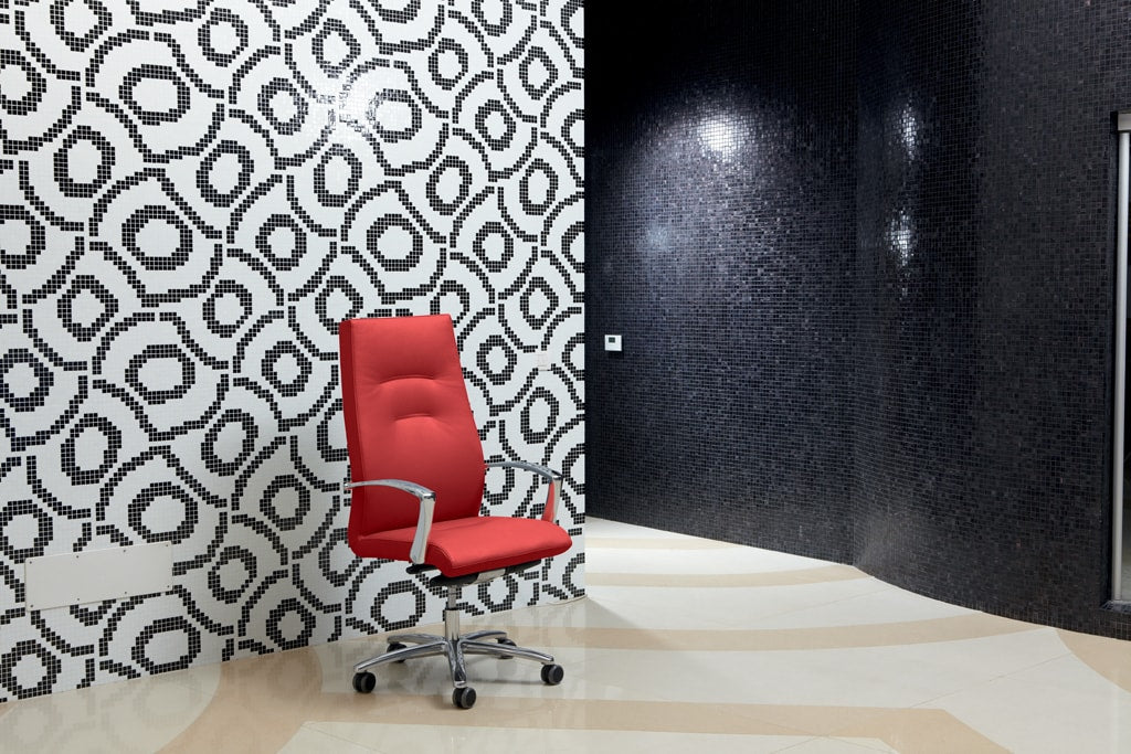 Lux Italy Youster Gaines Executive Chair