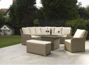 DE Atnalta Outdoor Set with Glass Top Table + Cushion
