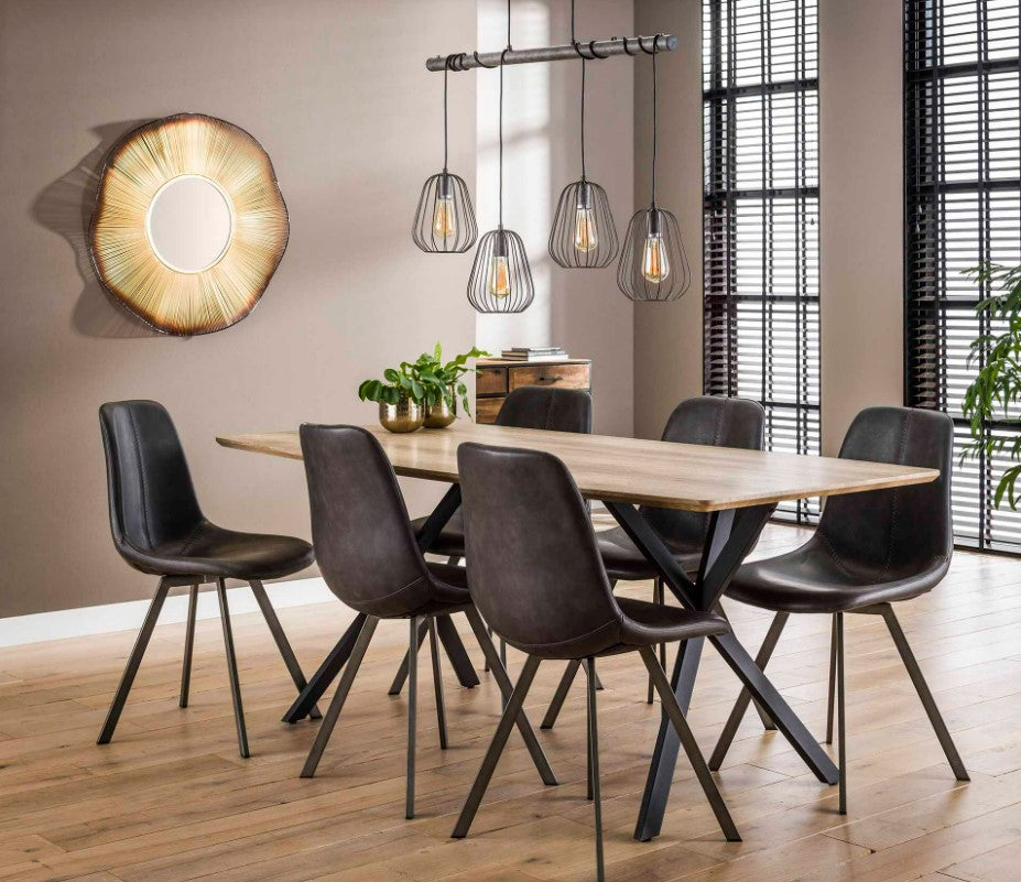 ZI Chair zig-zag black stiching flat frame