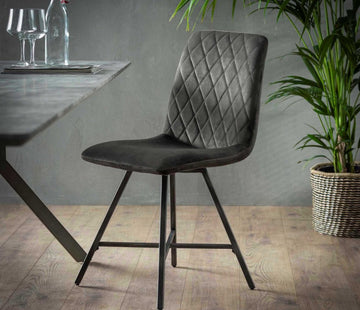 ZI Chair diamond crossframe