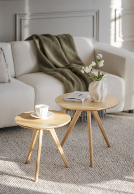 RO YUMI NESTING TABLES OAK