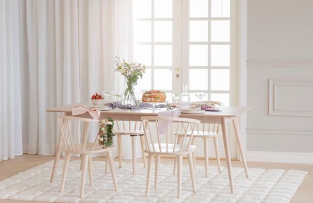 RO YUMI DINING TABLE WHITEWASH