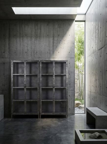 ZI Radian Metal 2D Display Cabine