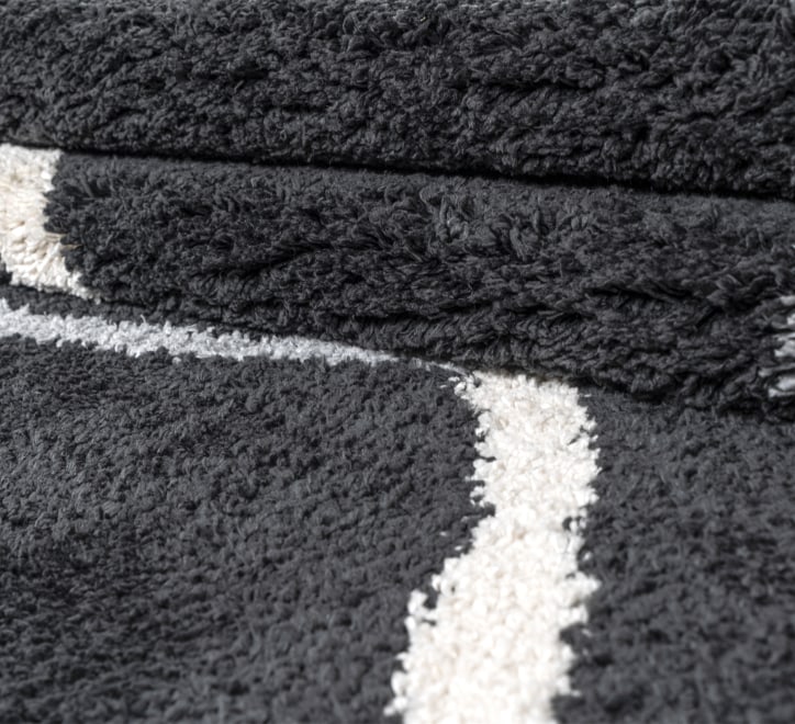 Cruz Rug – Black 01