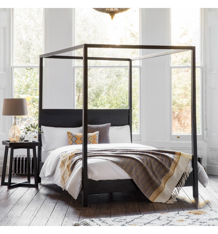 Boho Boutique 4 Poster 5' Bed