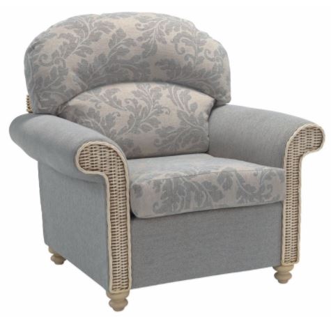 DE Drofmats Pillow Back Armchair + Cushion