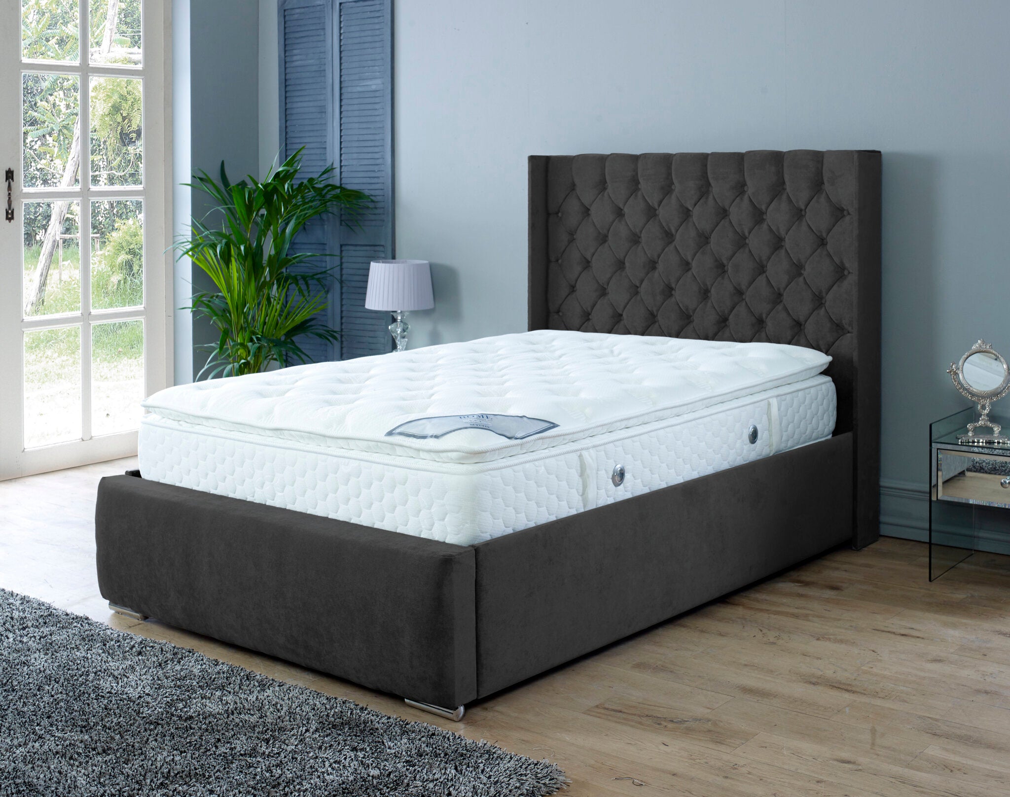 Nylasor Velvet Black All Buttoned 3ft Ottoman Bed