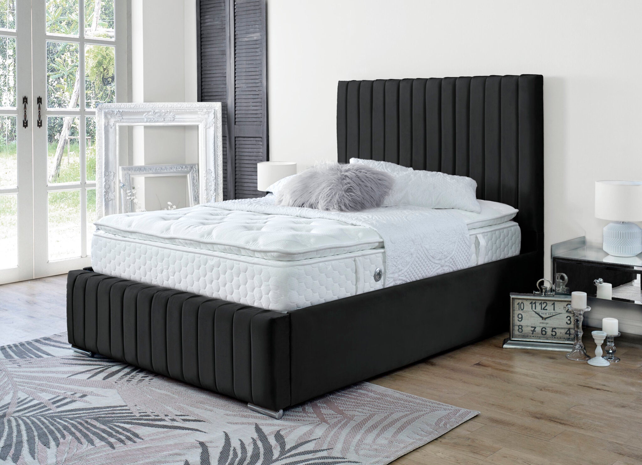 Yllas Velvet Black 4ft Small Double Bed