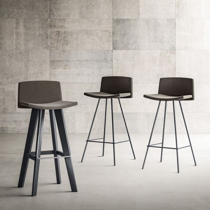 Natisa Flag SG Stool