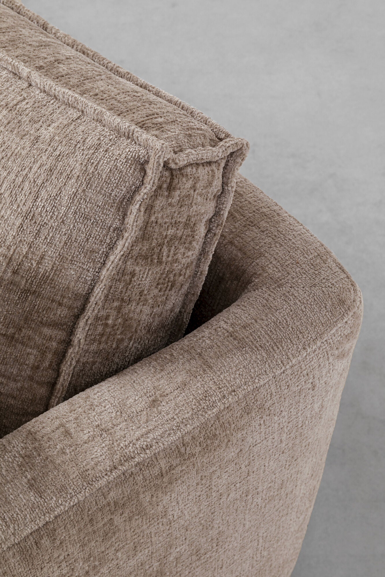 KARE Design Victor 3-Seat Sofa Beige 92 Inch