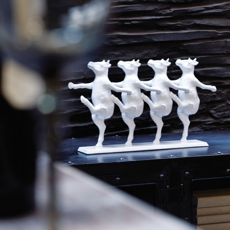 Deco Figurine Dancing Cows